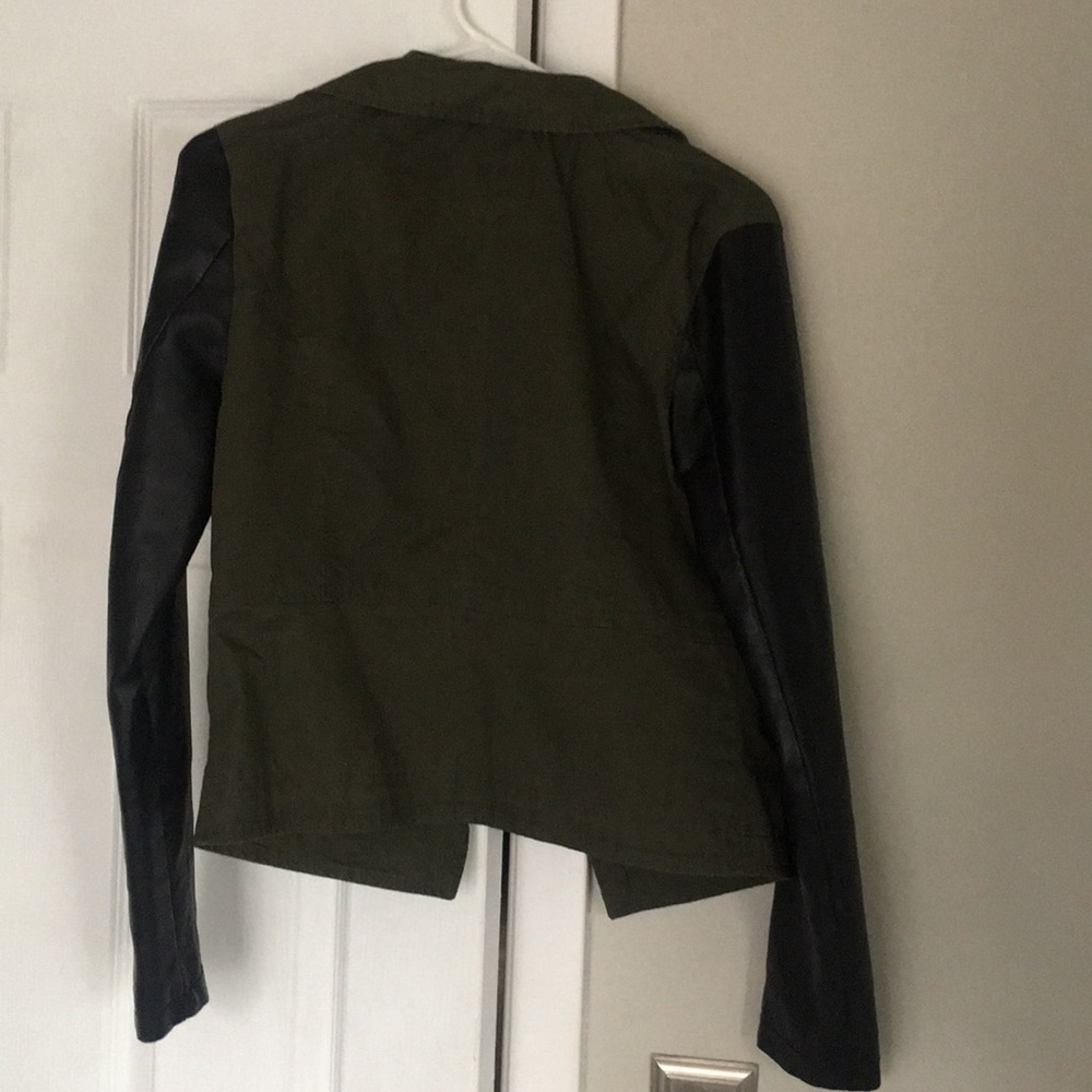 Light jacket - Picture 3 of 3